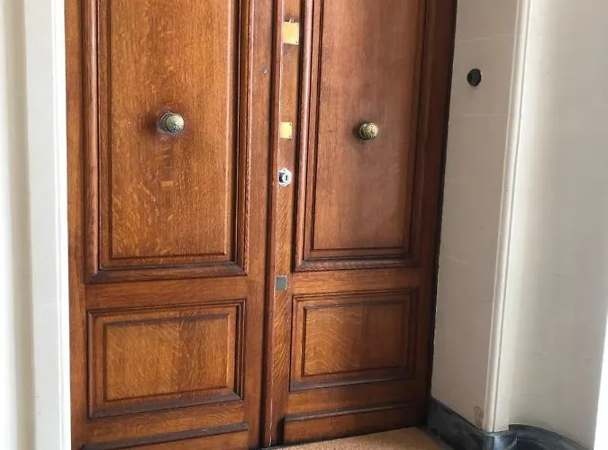 Appartement A Pres Du Pont Mirabeau Et Tour Eiffel